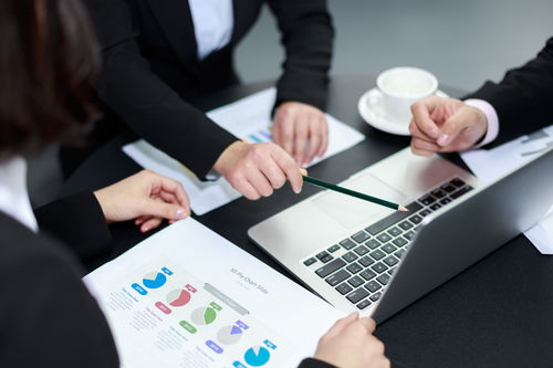 銷售進(jìn)階技巧 當(dāng)客戶說“我和某某商量一下”，如何解讀并有效應(yīng)對